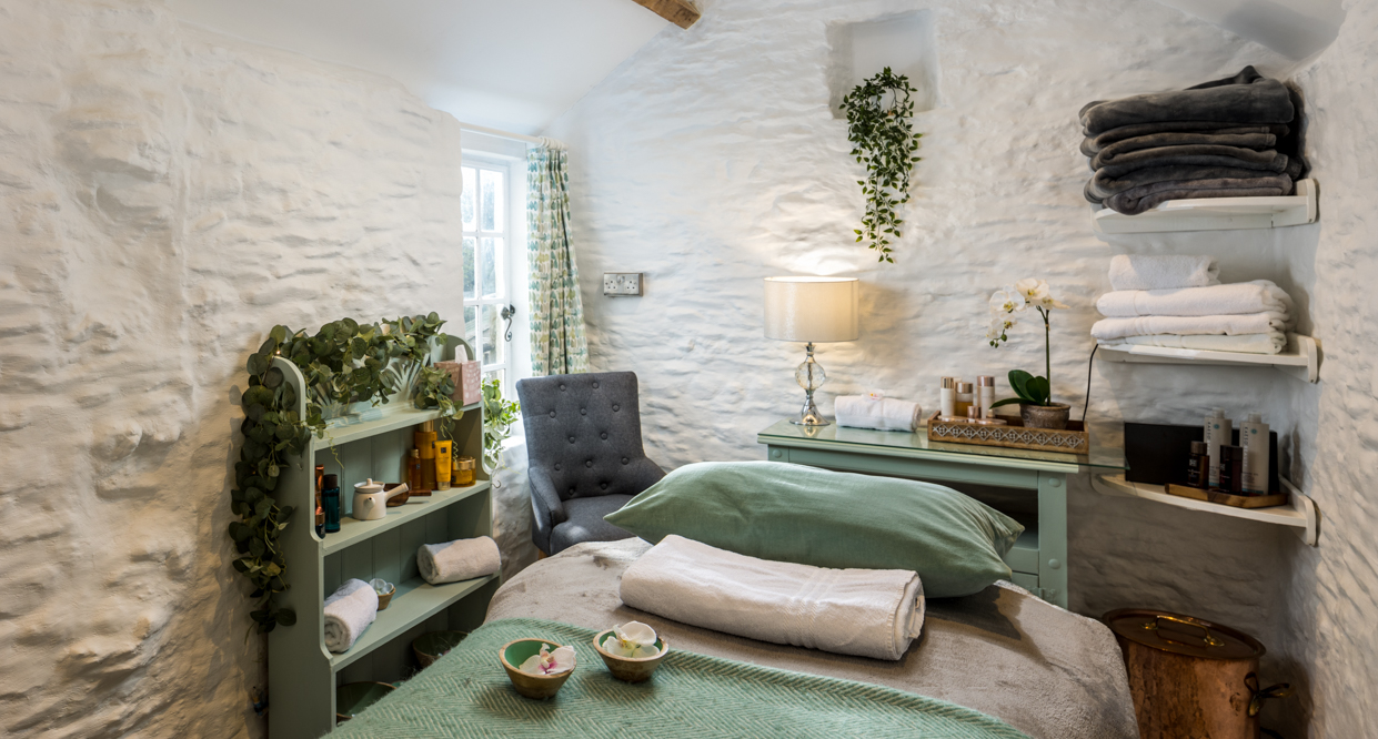 Holidays in Cornwall with Spa treatments 