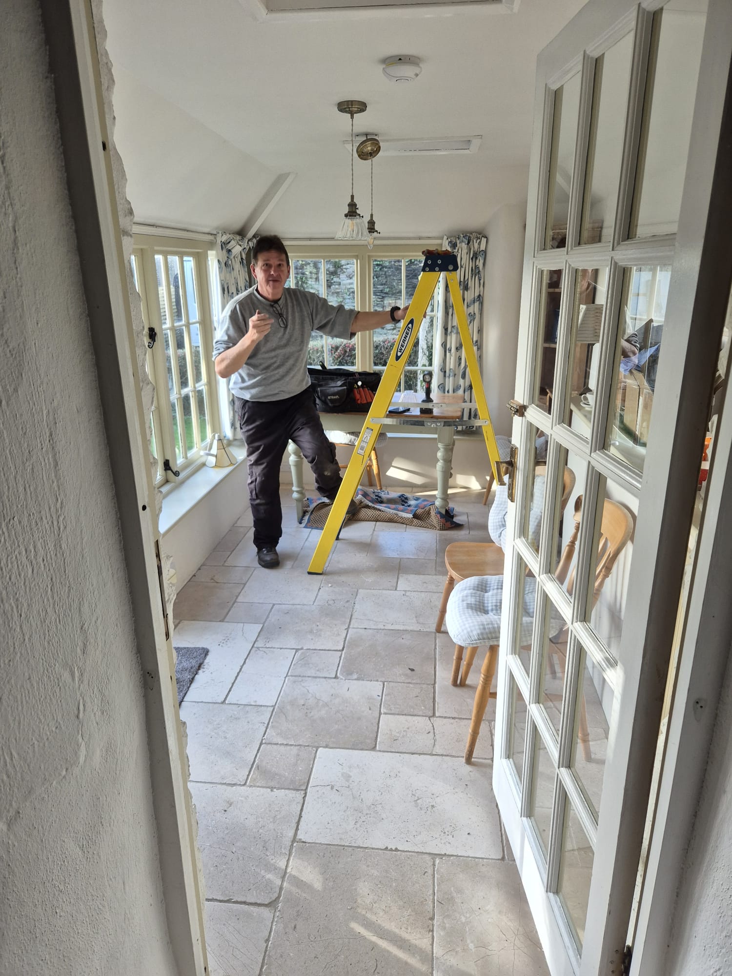 Luxury cottages in Cornwall for families, couples, dog friendly, with pool and horse riding close to the coast 