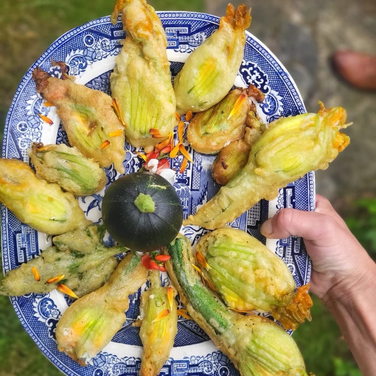 luxury cottages in Cornwall supper club